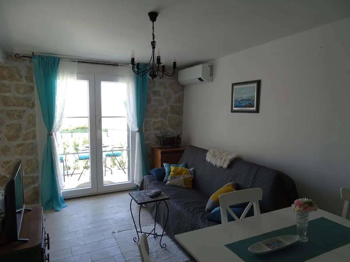 Charming Apartment Piccolo Paradiso Vlasici